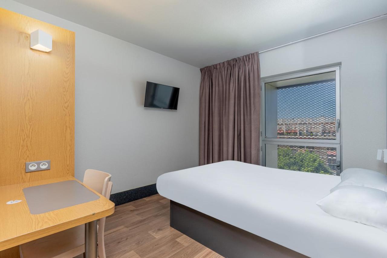 B&B Hotel Marseille Euromed Экстерьер фото