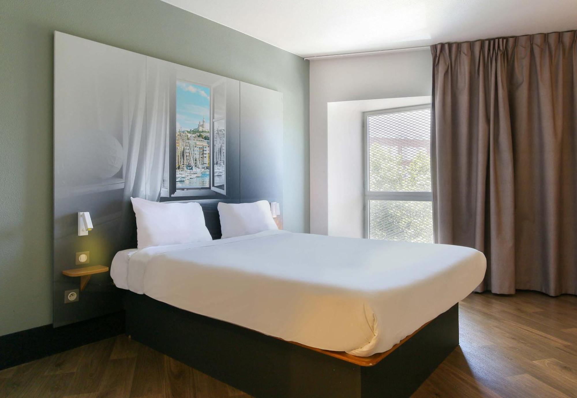 B&B Hotel Marseille Euromed Экстерьер фото