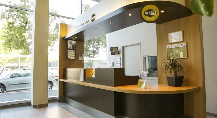 B&B Hotel Marseille Euromed Экстерьер фото