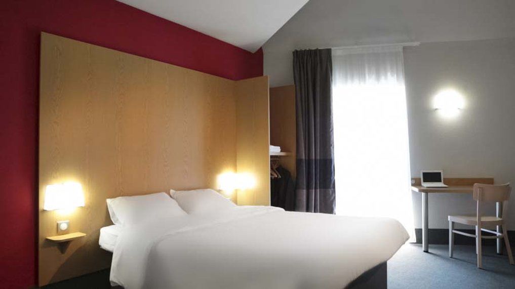 B&B Hotel Marseille Euromed Экстерьер фото