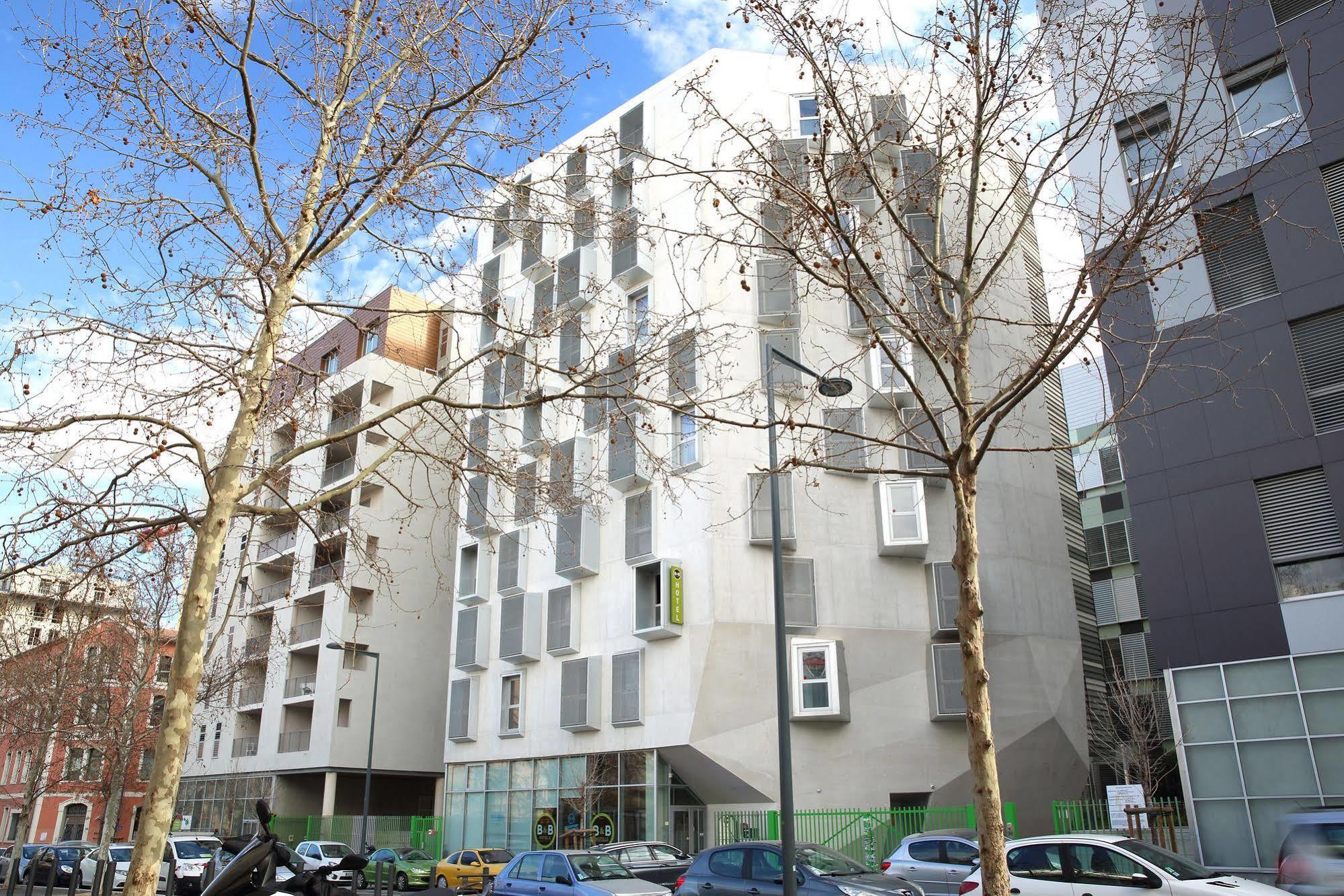 B&B Hotel Marseille Euromed Экстерьер фото